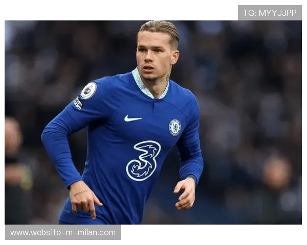 切尔西利用速度优势，穆德里克高速破门